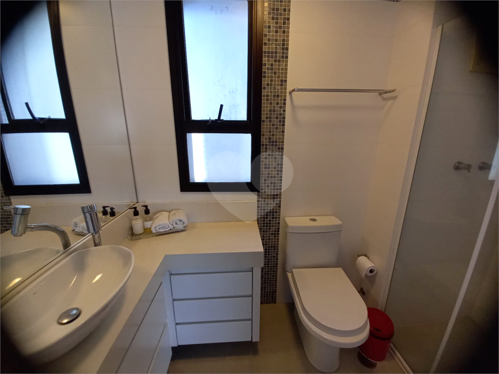 Apartamento a venda, reformado 2 quartos 1 suíte em Pinheiros, próximo ao metro e ao HC!
