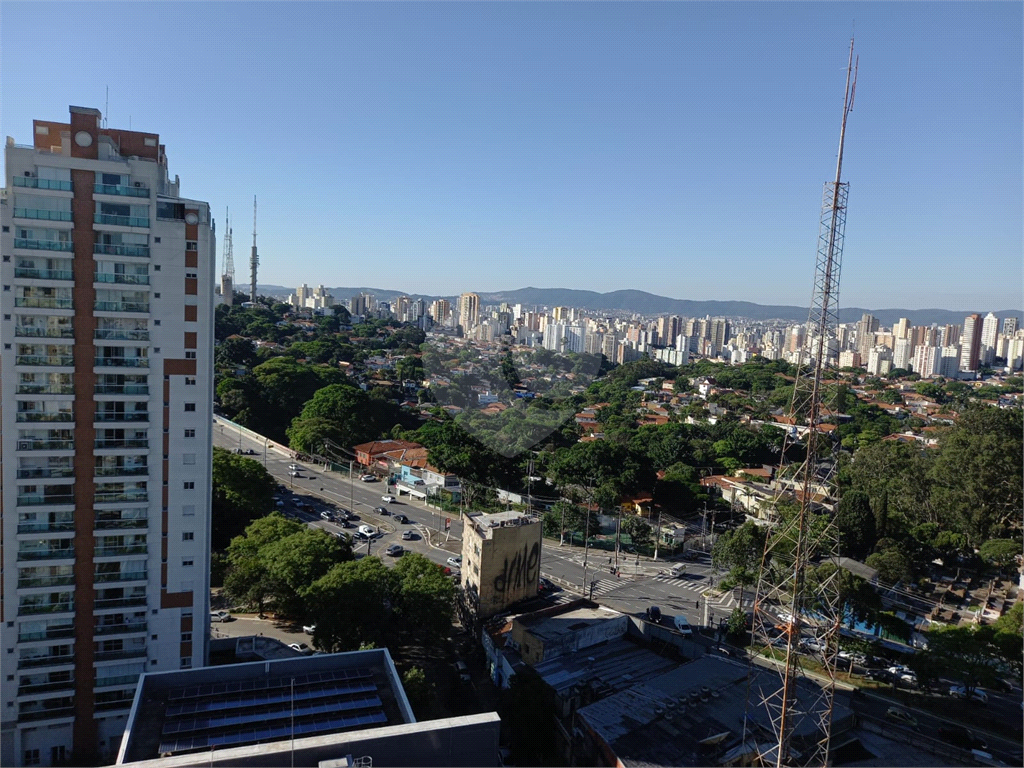 Apartamento a venda, reformado 2 quartos 1 suíte em Pinheiros, próximo ao metro e ao HC!