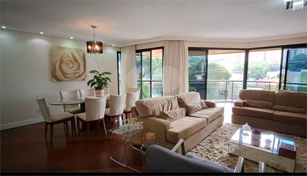 APARTAMENTO em SANTANA