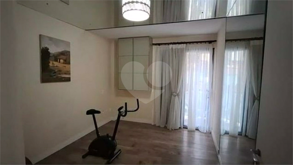 APARTAMENTO em SANTANA