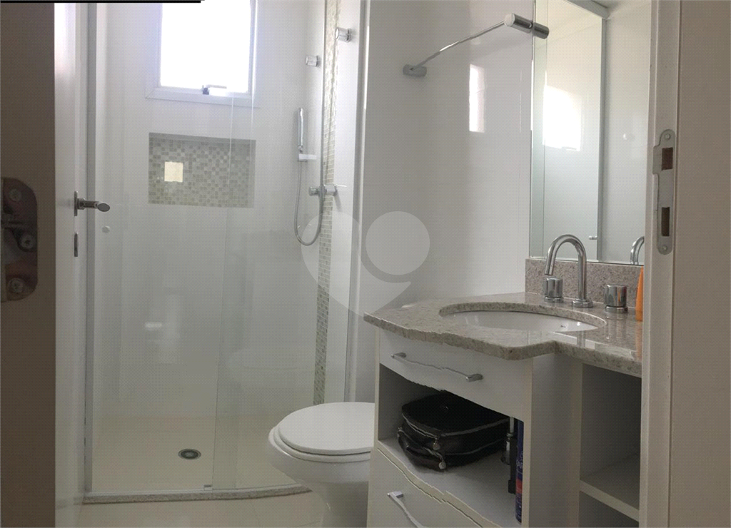 Excelente apartamento 3 dormitórios sendo 3 suítes , 3 vagas de garagem . Agende sua visita ! 