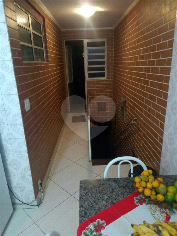 Imóvel no bairro do Jardim São Paulo com 2 casas independentes. 9 minutos a pé Metrô Jardim S. Paulo