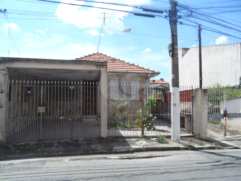 Terreno à venda com 3 quartos, 200m² - Foto 2