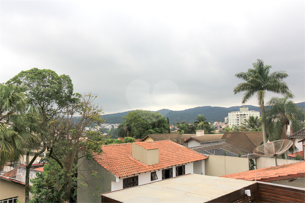 CASA MARAVILHOSA RUA EDUARDO