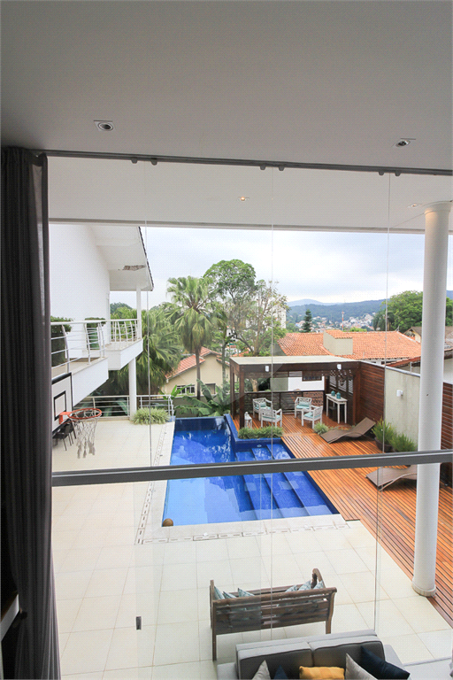 CASA MARAVILHOSA RUA EDUARDO