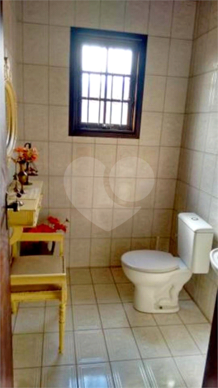 Casa em condomínio em Atibaia