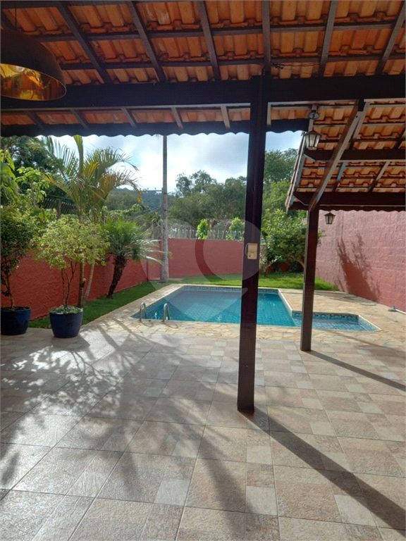 Casa em condomínio em Atibaia