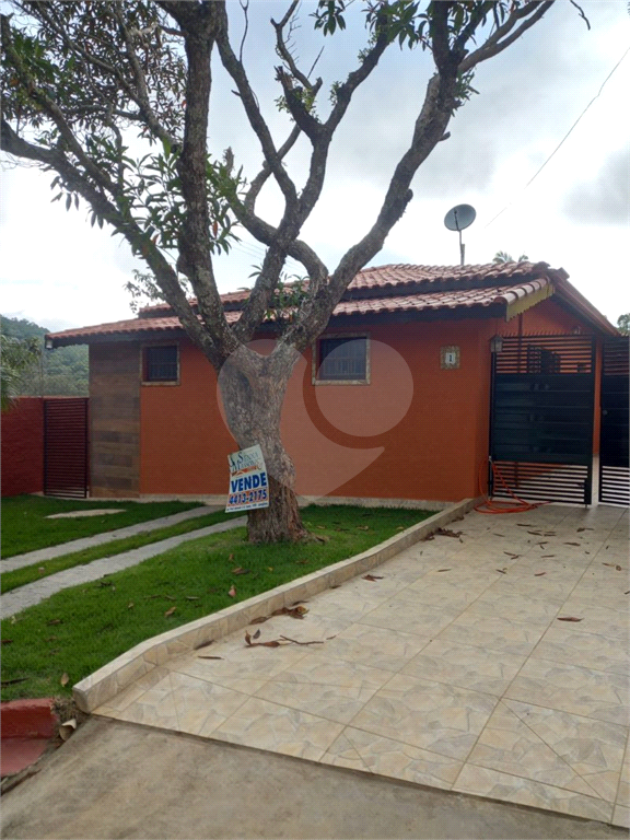 Casa em condomínio em Atibaia