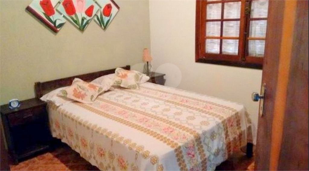 Casa em condomínio em Atibaia