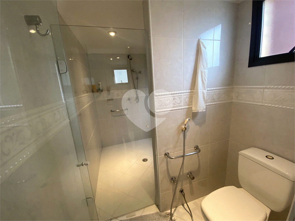 SANTANA 4 SUITES E 4 VAGAS

