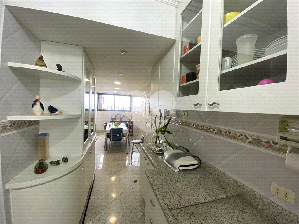 SANTANA 4 SUITES E 4 VAGAS
