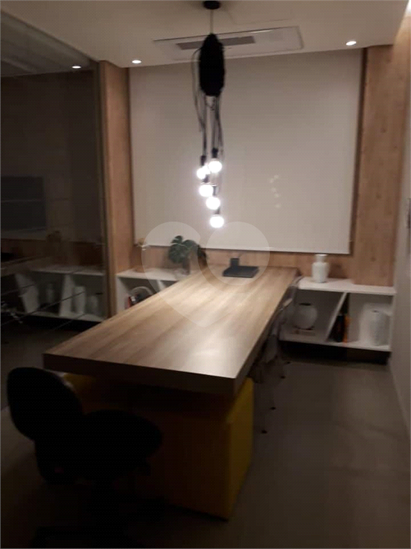 Studio a venda na Praça da Sé - São Paulo
