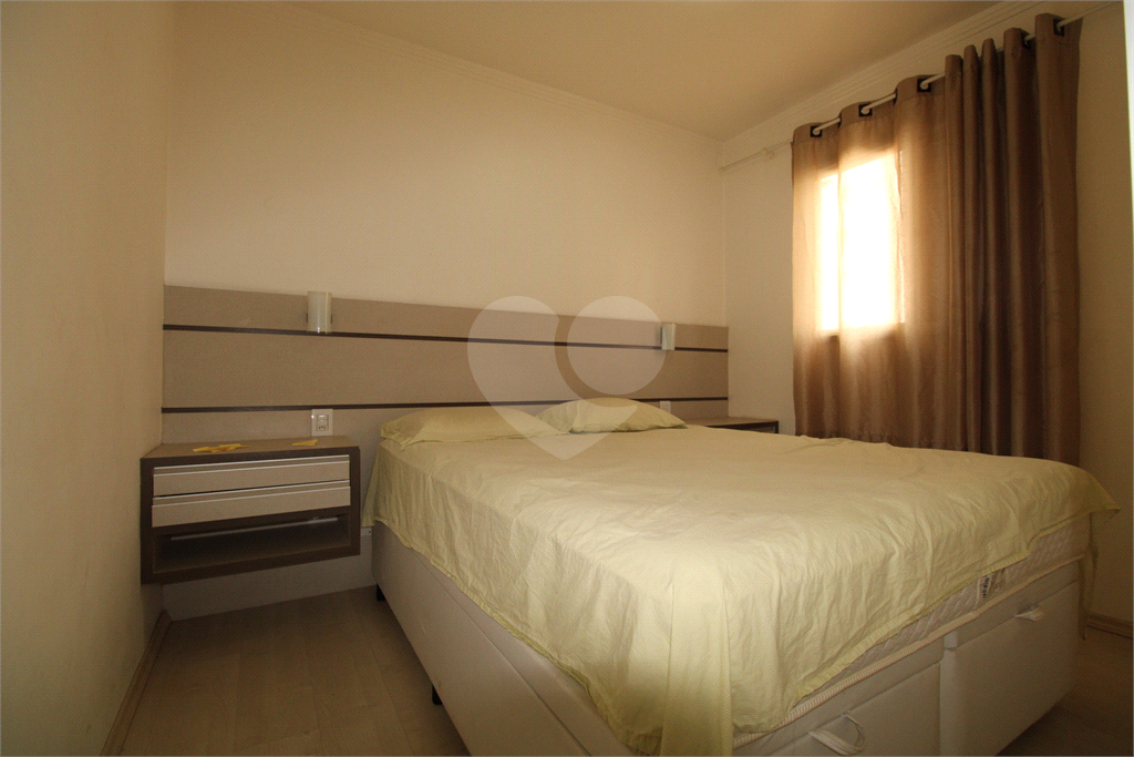 Apartamento à venda com 2 quartos, 49m² - Foto 4