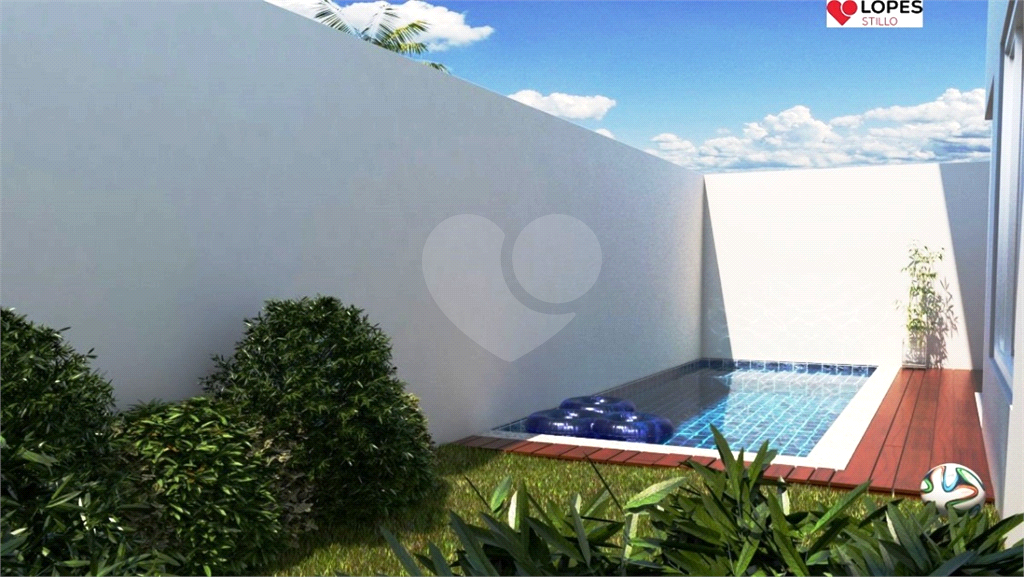Casa em Condomínio a Venda em Itanhaém