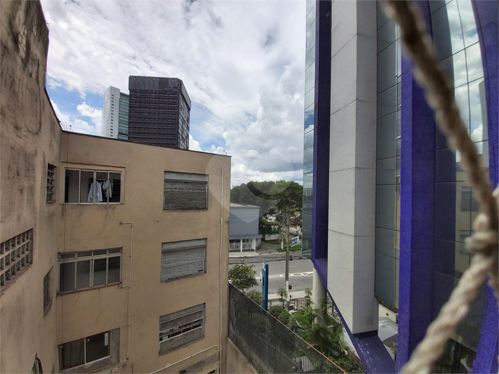  Apartamento de 117 m² em Pinheiros + Garagem de 97 m² (4 Vagas) 