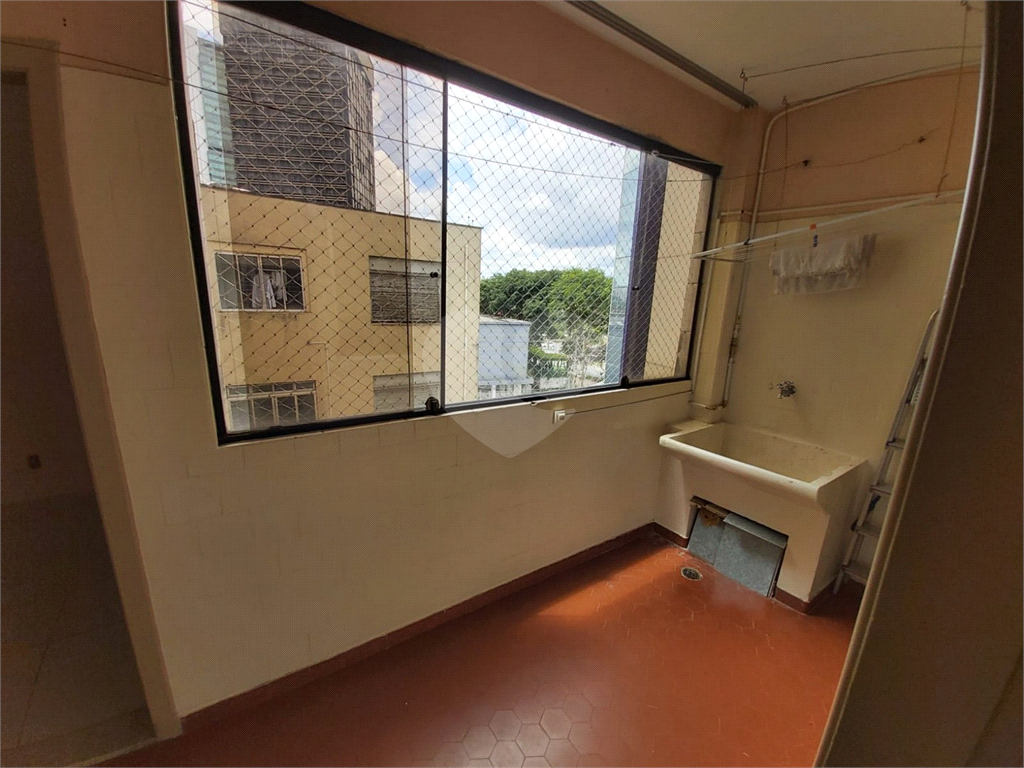  Apartamento de 117 m² em Pinheiros + Garagem de 97 m² (4 Vagas) 