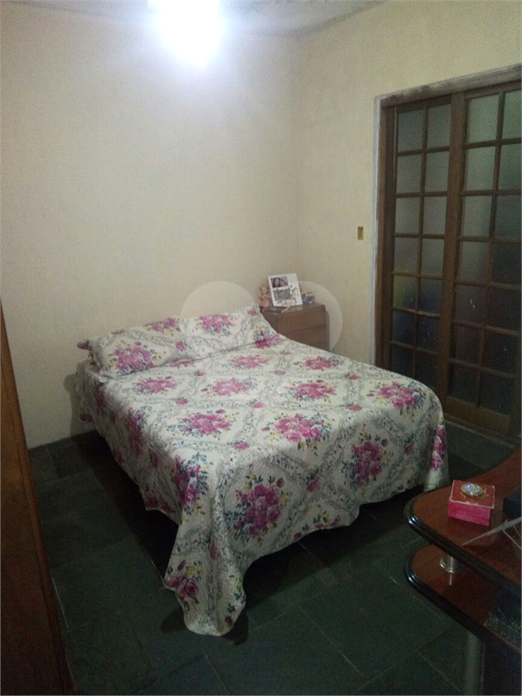 Imóvel no bairro do Jardim São Paulo com 2 casas independentes. 