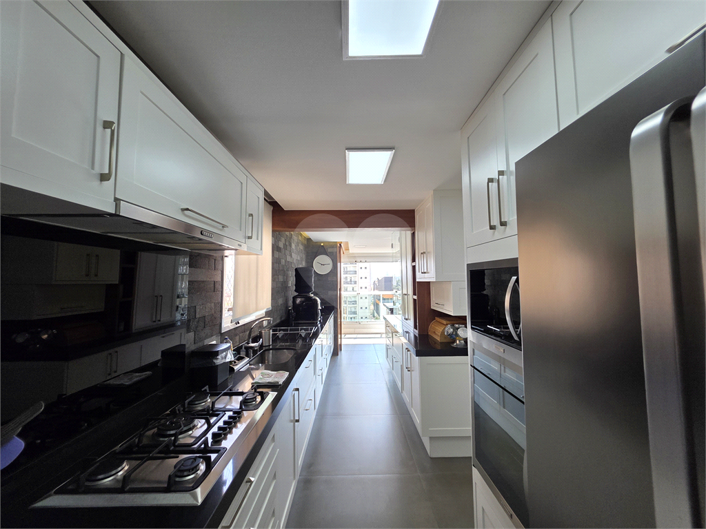 Apartamento alto padrão. Localização. É o que pessoas de gosto refinado buscam.