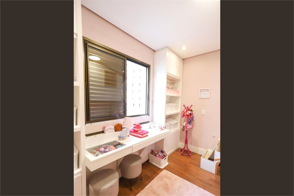 Apartamento com 3 dormitórios e 2 vagas em Santana, São Paulo - SP