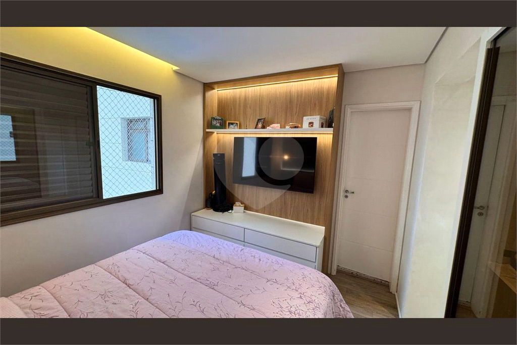 Apartamento com 3 dormitórios e 2 vagas em Santana, São Paulo - SP