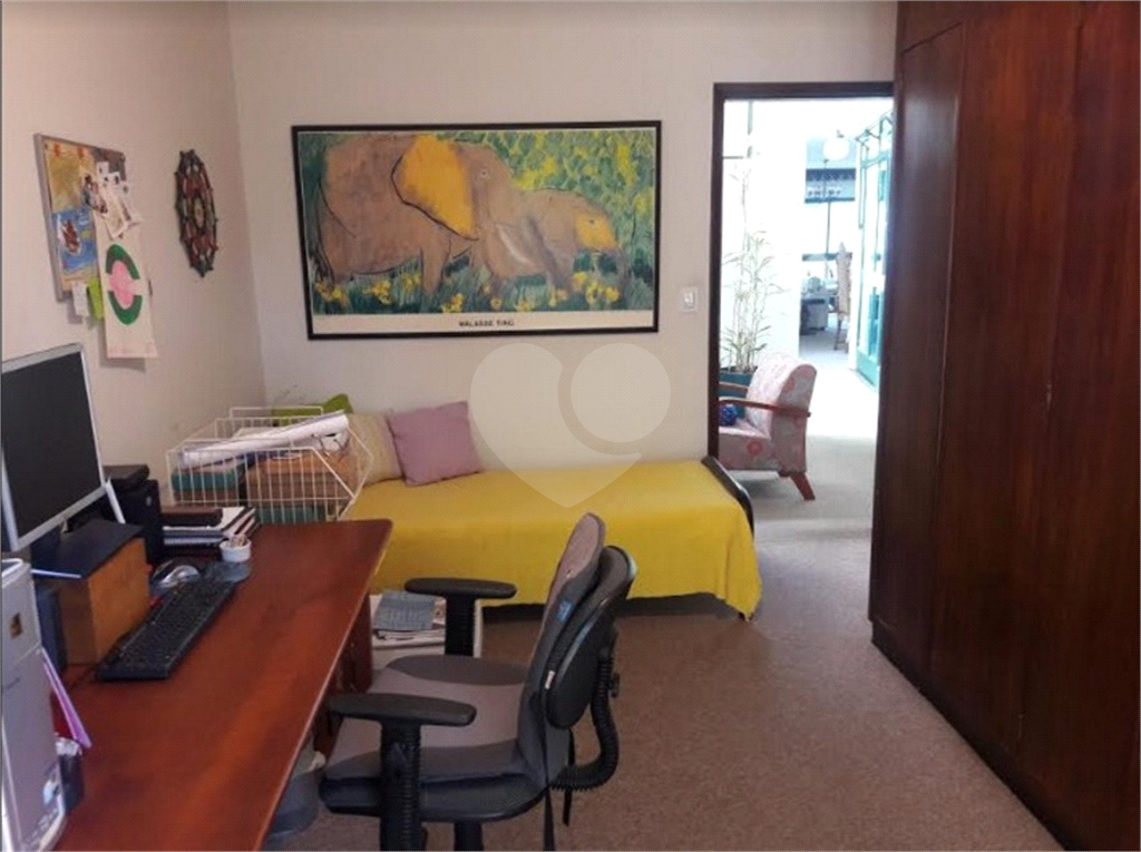 Terreno 414m² de esquina com casa térrea, Alto de Pinheiros, comercial/residencial