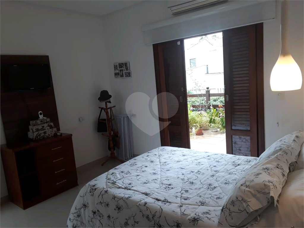 Casa magnífica em Jardim  Leonor Mende de Barros