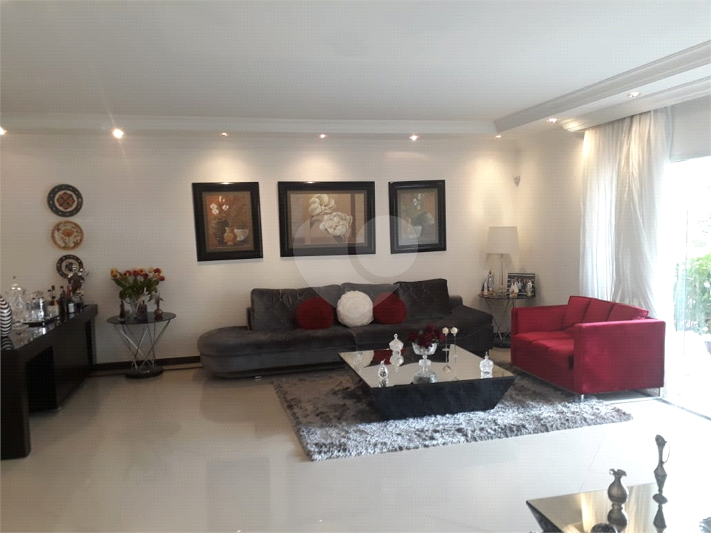 Casa magnífica em Jardim  Leonor Mende de Barros