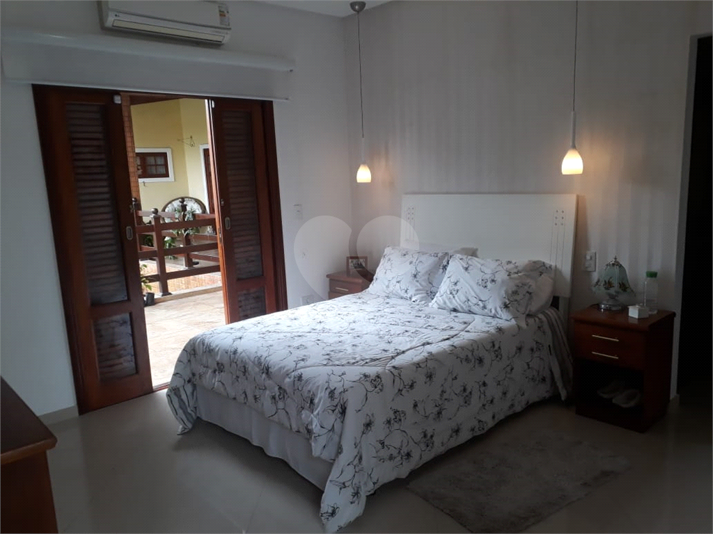 Casa magnífica em Jardim  Leonor Mende de Barros
