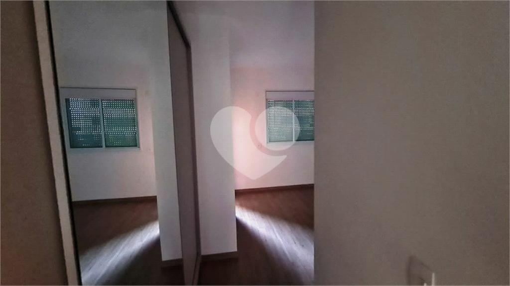 Apartamento na Região de Santa Terezinha, com 3 dormitórios, sendo 2 suítes, 3 vagas de garagem