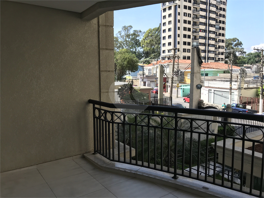 Apartamento na Região de Santa Terezinha, com 3 dormitórios, sendo 2 suítes, 3 vagas de garagem