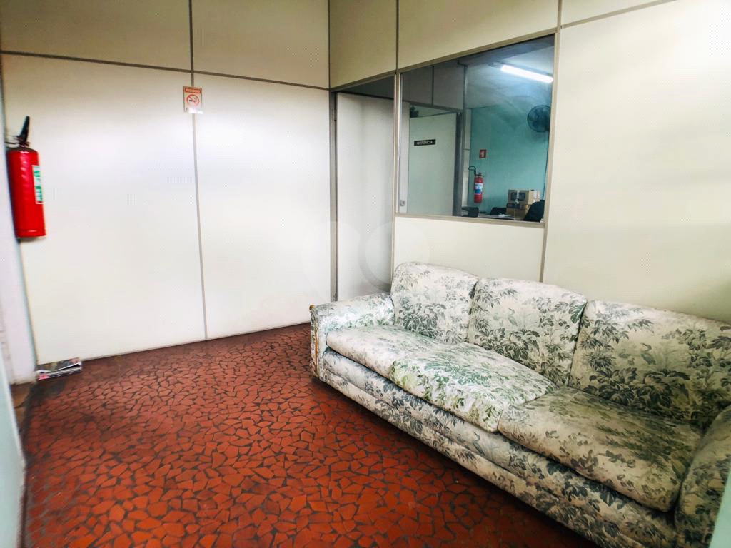 LOCAÇÃO -  GALPÃO 1300 METROS DE CONSTRUÇÃO PROXIMO A MARGINAL