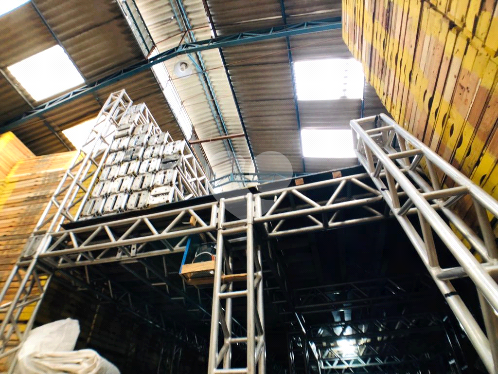 LOCAÇÃO -  GALPÃO 1300 METROS DE CONSTRUÇÃO PROXIMO A MARGINAL