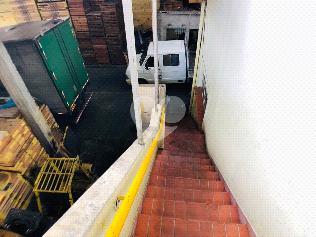 LOCAÇÃO -  GALPÃO 1300 METROS DE CONSTRUÇÃO PROXIMO A MARGINAL