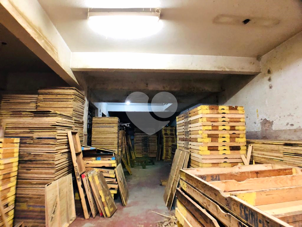 LOCAÇÃO -  GALPÃO 1300 METROS DE CONSTRUÇÃO PROXIMO A MARGINAL