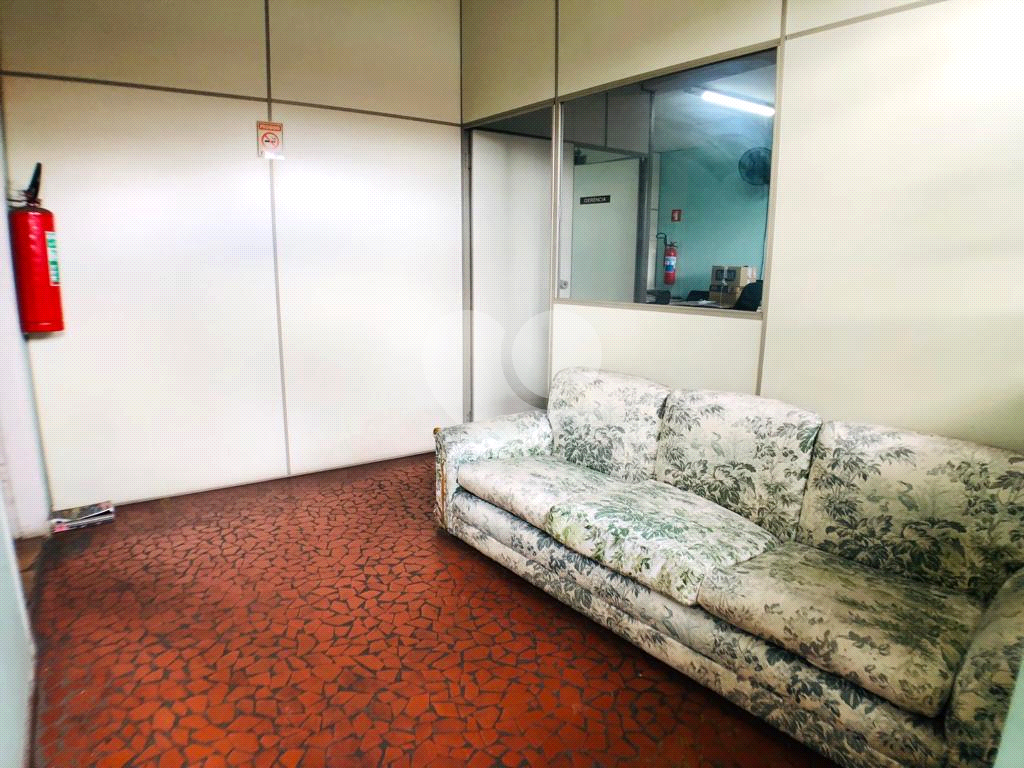 LOCAÇÃO -  GALPÃO 1300 METROS DE CONSTRUÇÃO PROXIMO A MARGINAL