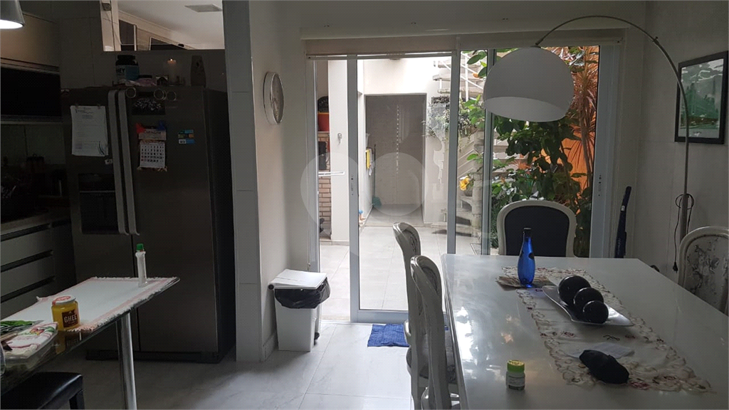 Sobrado à venda com 3 quartos, 130m² - Foto 9