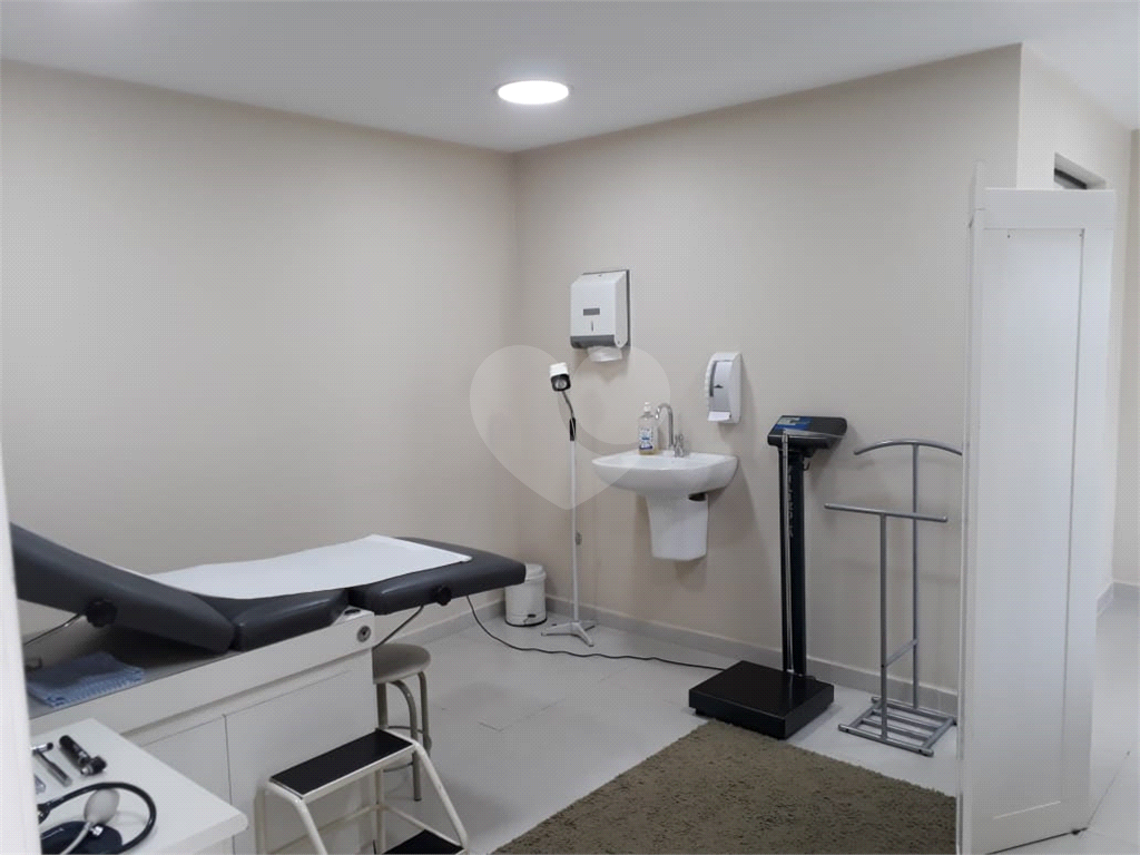 Prédio comercial  na Vila Maria excelente para clínica médica