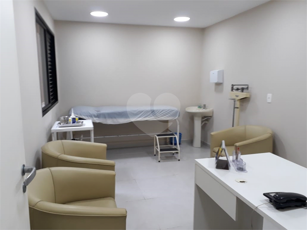 Prédio comercial  na Vila Maria excelente para clínica médica