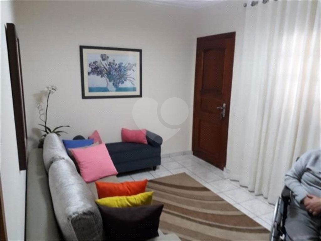 Casa à venda com 3 quartos, 90m² - Foto 1