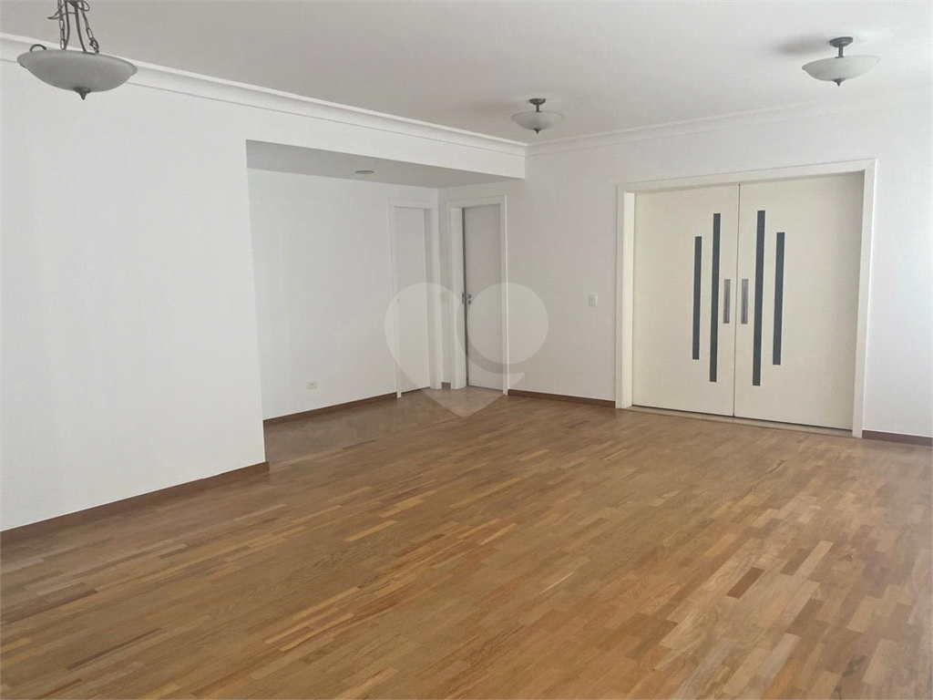APARTAMENTO NO BROOKLIN 160M² 