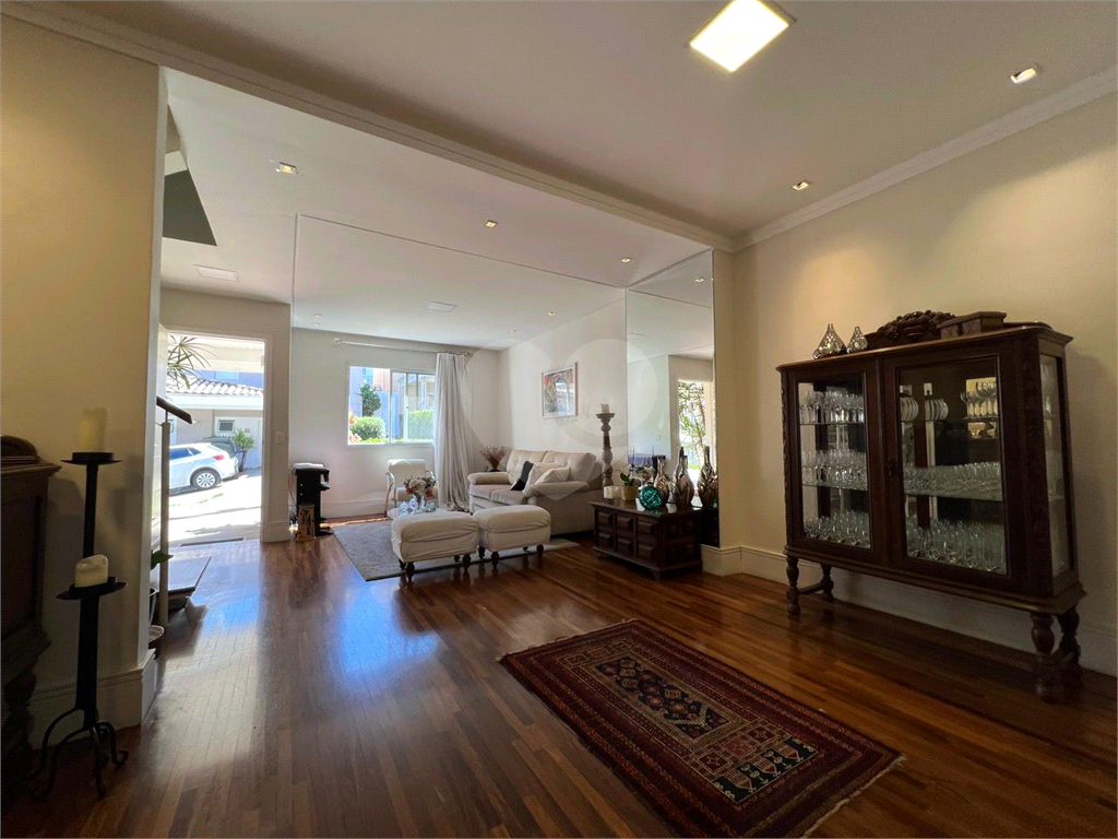 Casa em CONDOMÍNIO FECHADO | Segurança, natureza, e paz! Tudo em um só lugar