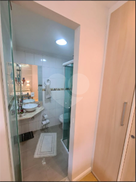 Apartamento no Tatuapé à venda com acabamento de muito bom gosto Localizado a 900 metros do Metrô
