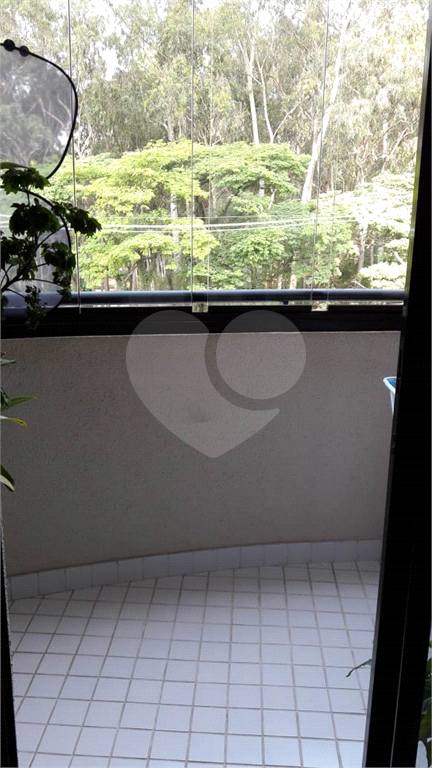 Apartamento no Tatuapé à venda com acabamento de muito bom gosto Localizado a 900 metros do Metrô