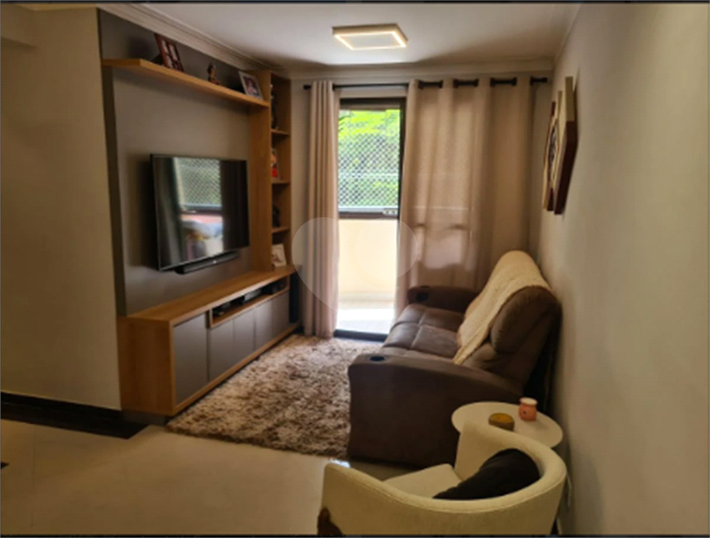 Apartamento no Tatuapé à venda com acabamento de muito bom gosto Localizado a 900 metros do Metrô