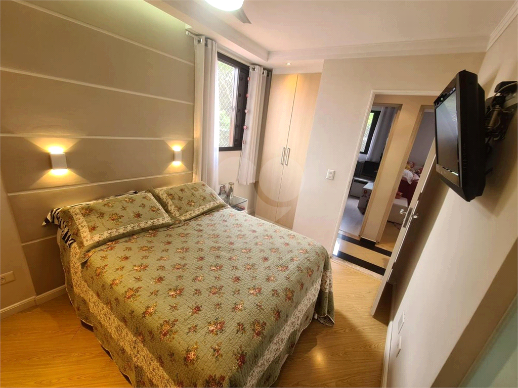 Apartamento no Tatuapé à venda com acabamento de muito bom gosto Localizado a 900 metros do Metrô
