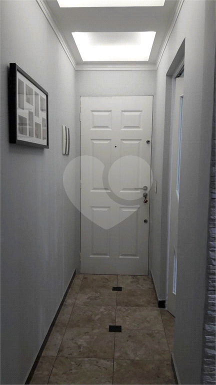 Apartamento no Tatuapé à venda com acabamento de muito bom gosto Localizado a 900 metros do Metrô