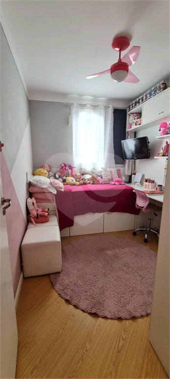Apartamento no Tatuapé à venda com acabamento de muito bom gosto Localizado a 900 metros do Metrô