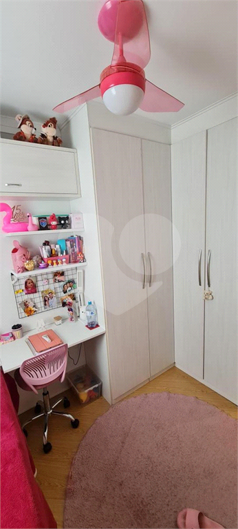 Apartamento no Tatuapé à venda com acabamento de muito bom gosto Localizado a 900 metros do Metrô