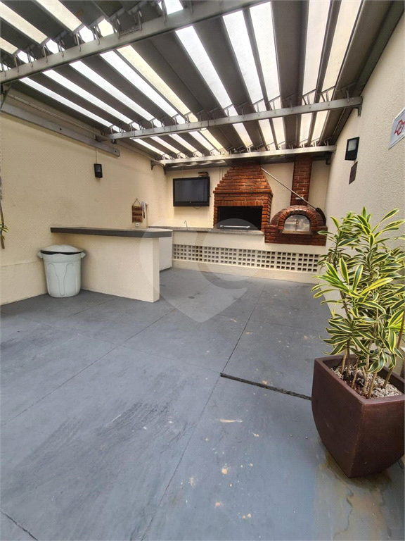 Apartamento no Tatuapé à venda com acabamento de muito bom gosto Localizado a 900 metros do Metrô