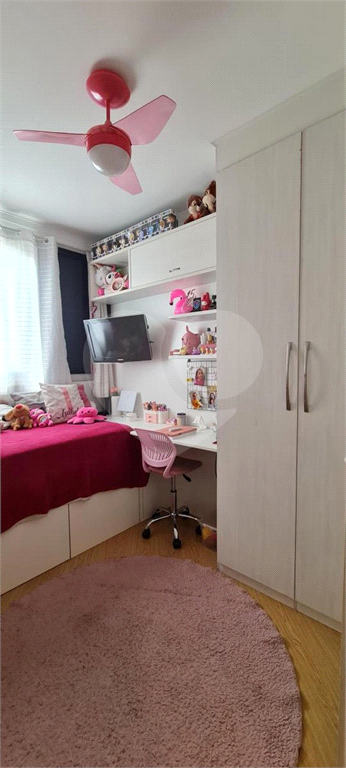 Apartamento no Tatuapé à venda com acabamento de muito bom gosto Localizado a 900 metros do Metrô
